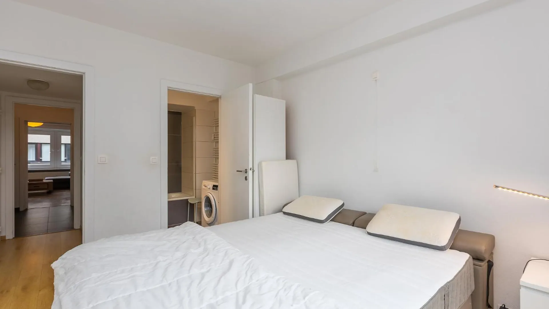 Noordzee 2 Apartment Ostend Belgium